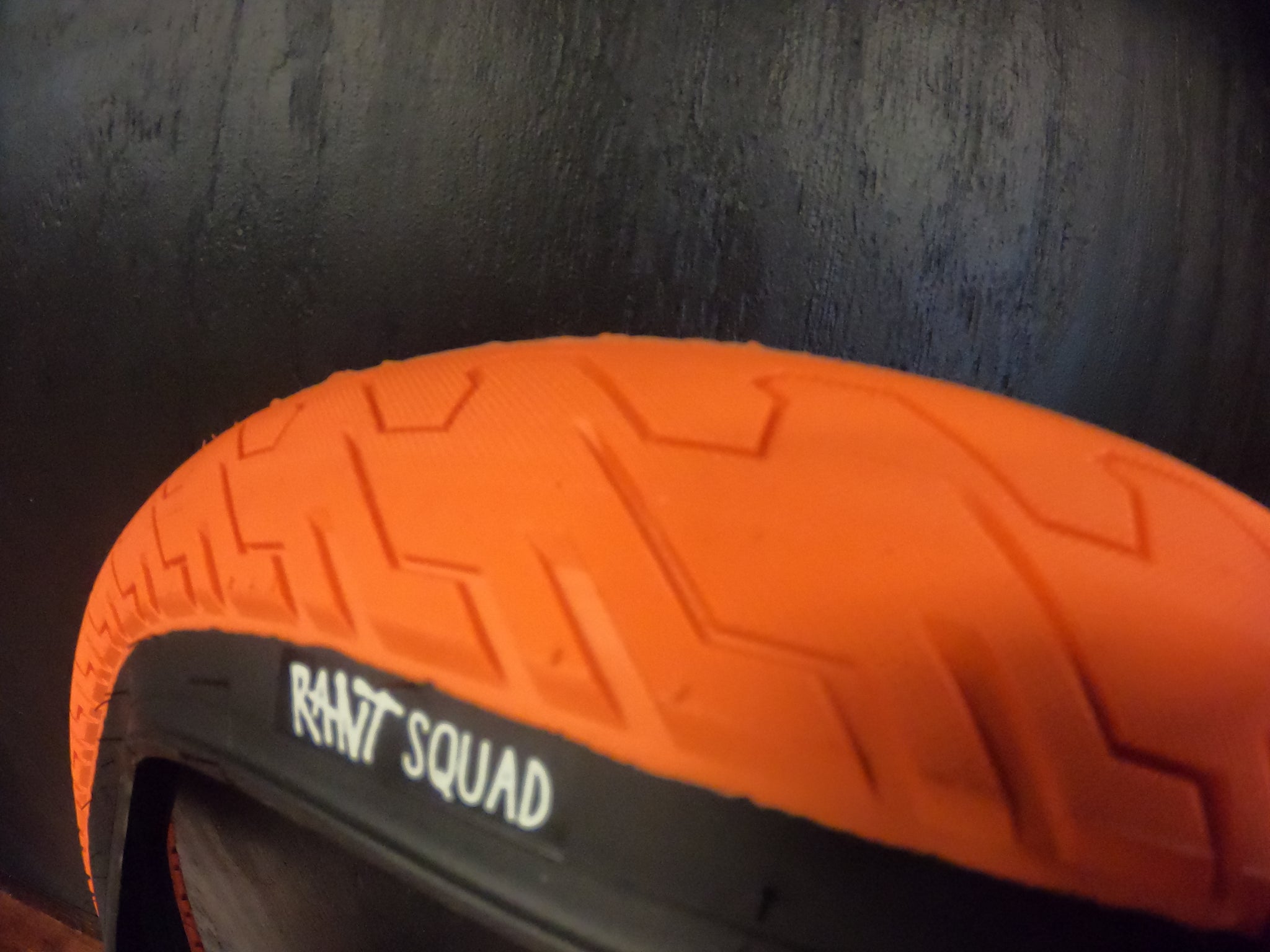Rant Squad Tire 20 x 2.3